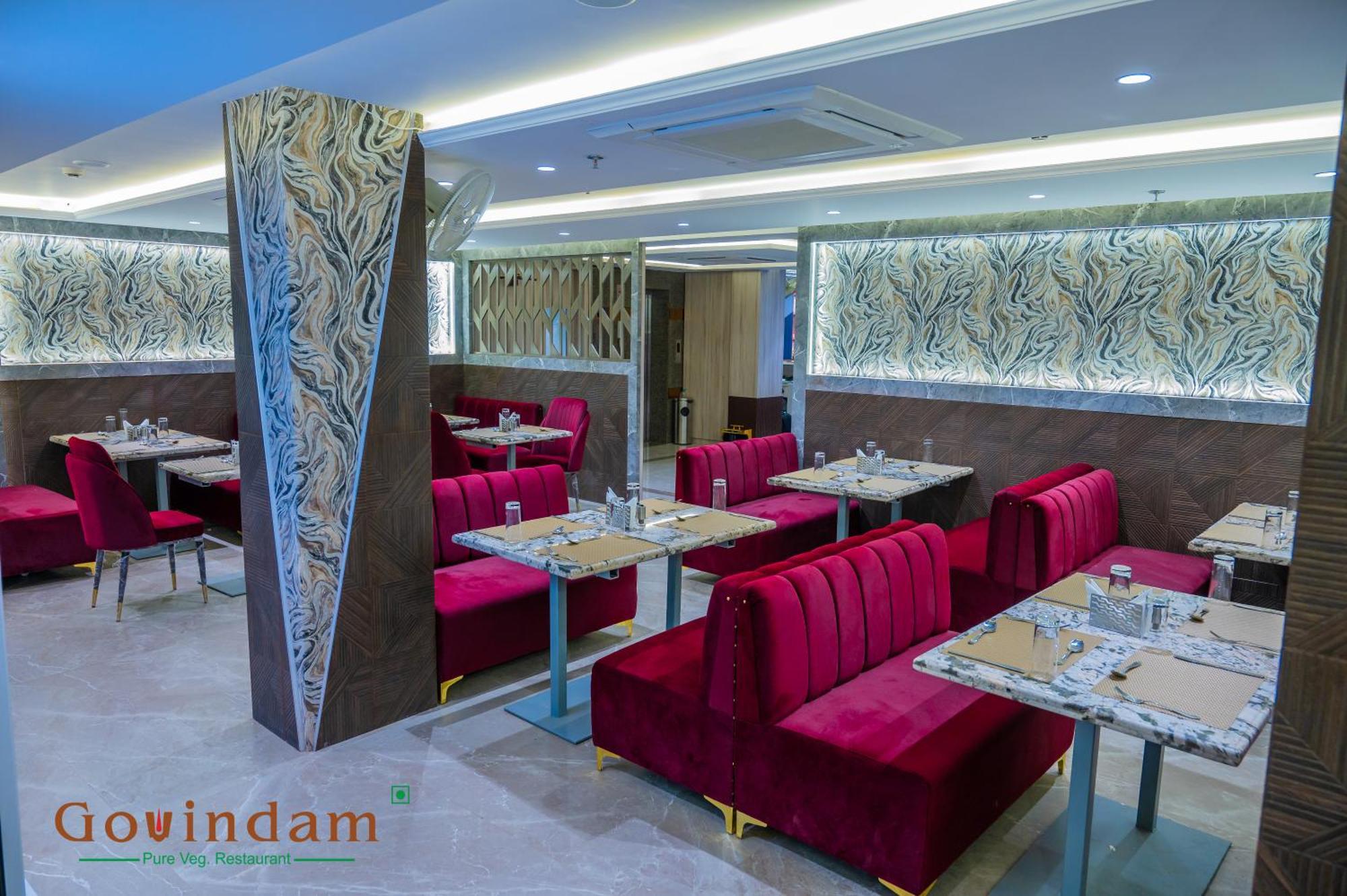 Hotel Golden Petals Waranasi Zewnętrze zdjęcie